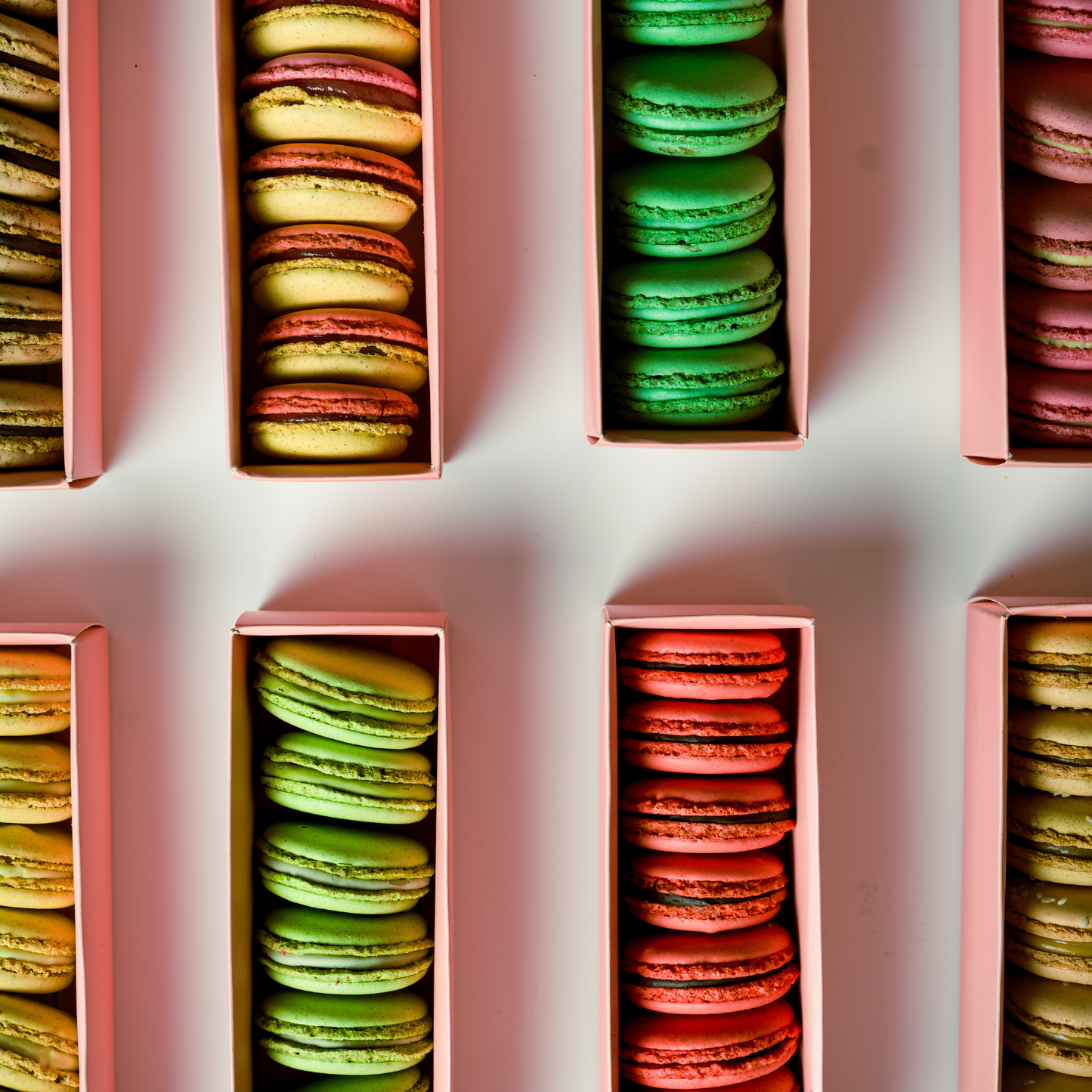 Assorted macaron 8