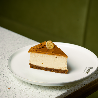 Biscoff cheesecake slice