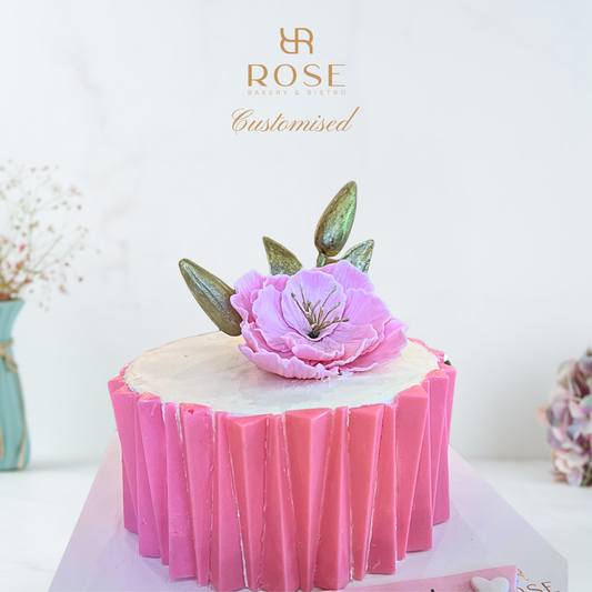 Geometric pink flower cake